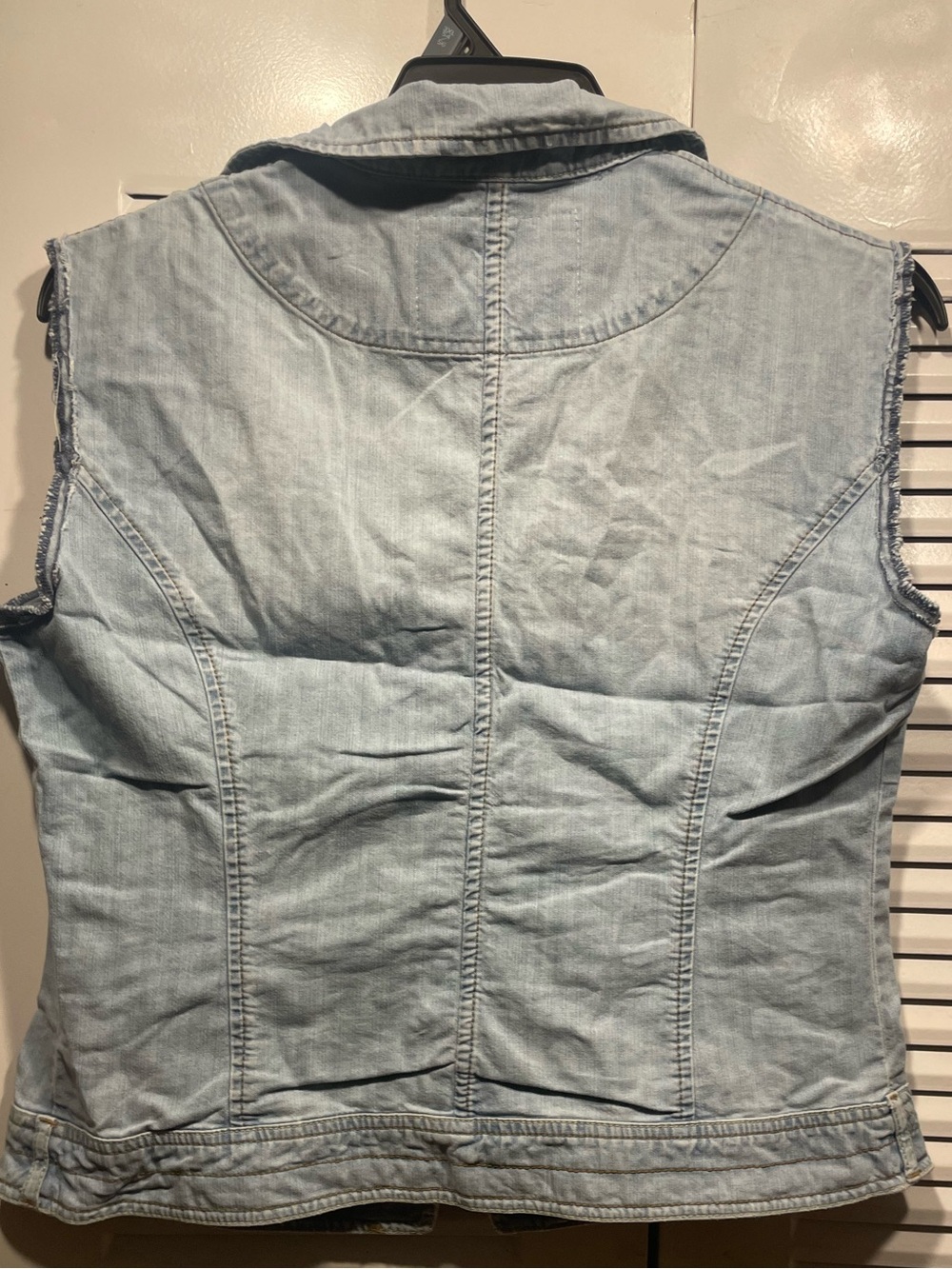 Comfort Denim Women’s Light Blue Denim Vest - Picture 4 of 7